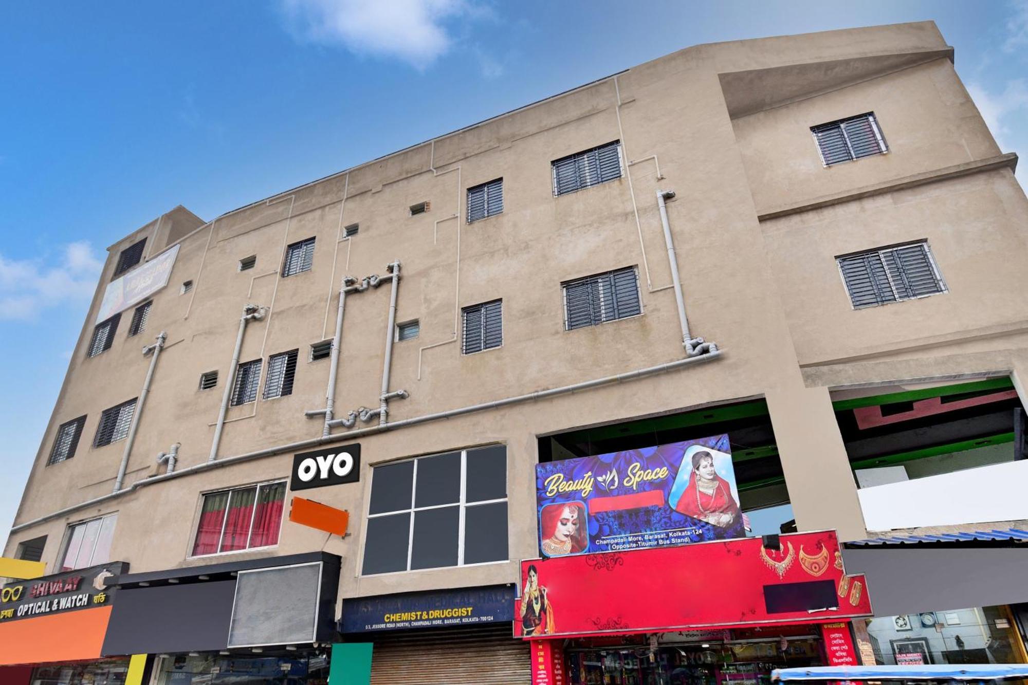 Super Hotel O Royal Empire Колката Екстер'єр фото